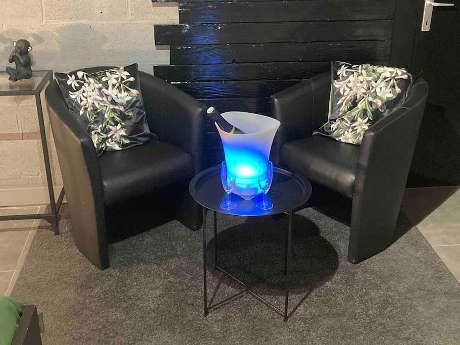 Vip Lounge Appartement Avec Jacuzzi Et Jardin Andenne Exterior foto